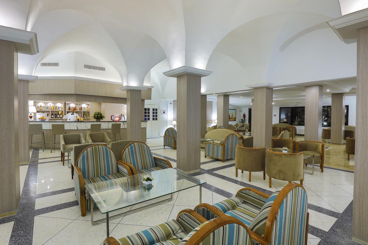 Hari Club Beach Resort Aghīr Exterior foto