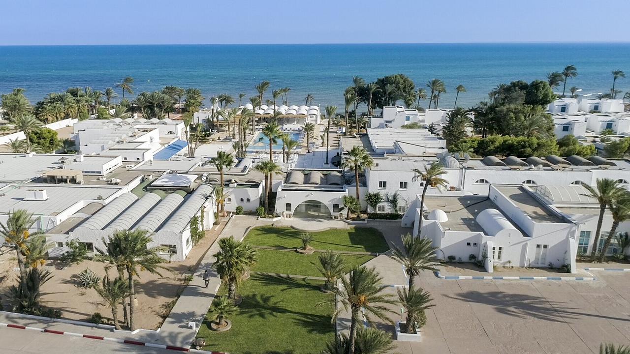 Hari Club Beach Resort Aghīr Exterior foto